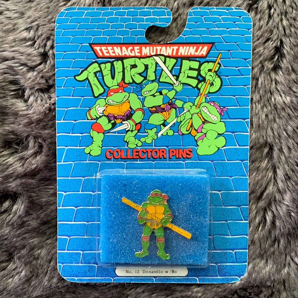 TMNT Donatello #12 1989 Collector Pin-Teenage Mutant Ninja Turtles-Ace N…
